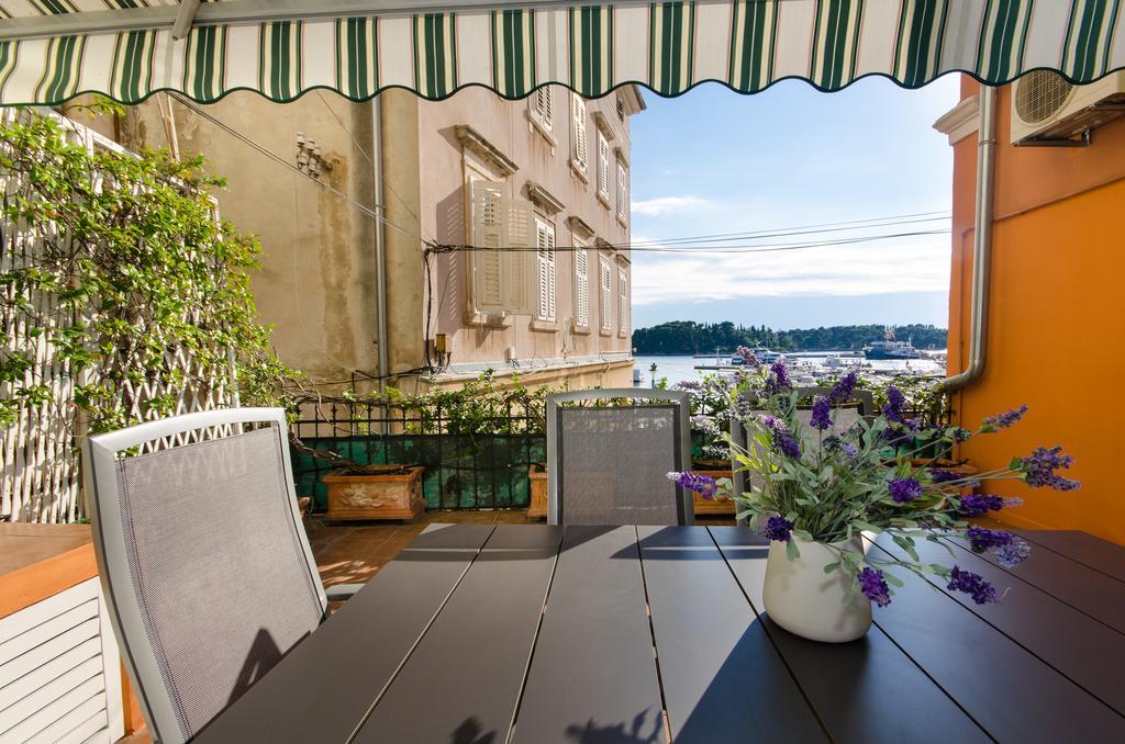 Apartment Noemi Rovinj Bagian luar foto