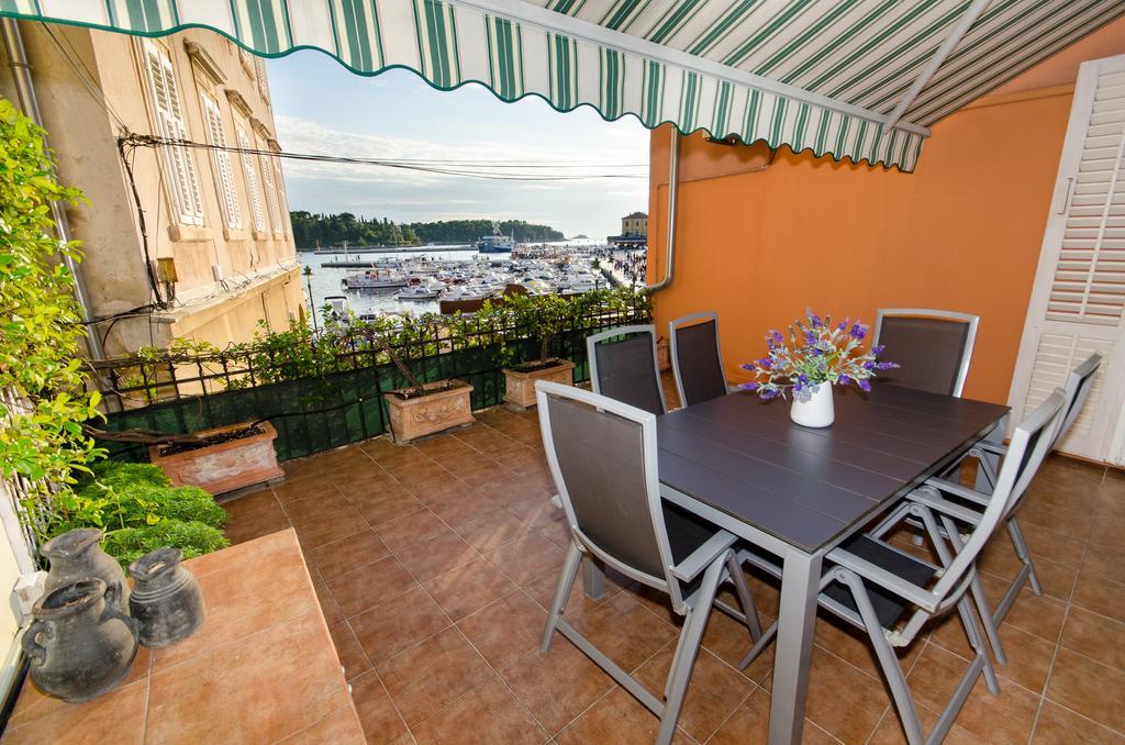 Apartment Noemi Rovinj Bagian luar foto