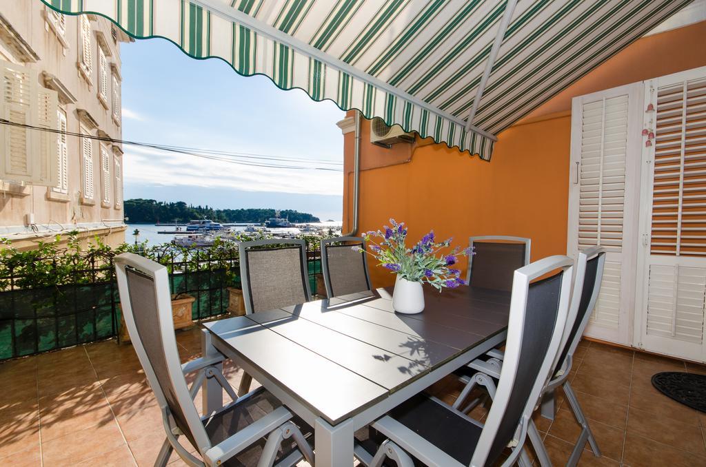 Apartment Noemi Rovinj Bagian luar foto