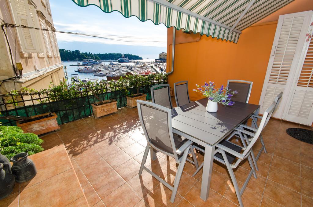 Apartment Noemi Rovinj Bagian luar foto