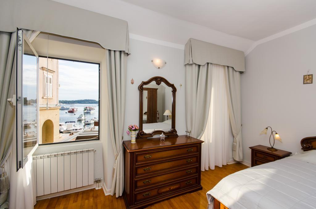 Apartment Noemi Rovinj Bagian luar foto